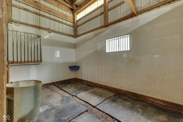 7601 S 700 W, Morgantown, IN 46160