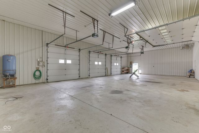 7601 S 700 W, Morgantown, IN 46160