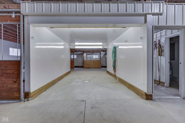 7601 S 700 W, Morgantown, IN 46160