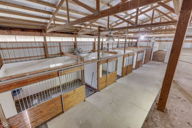 7601 S 700 W, Morgantown, IN 46160