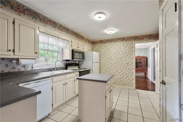 5502 Inverness, Northport, AL 35473