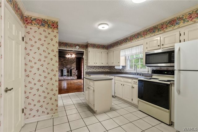 5502 Inverness, Northport, AL 35473