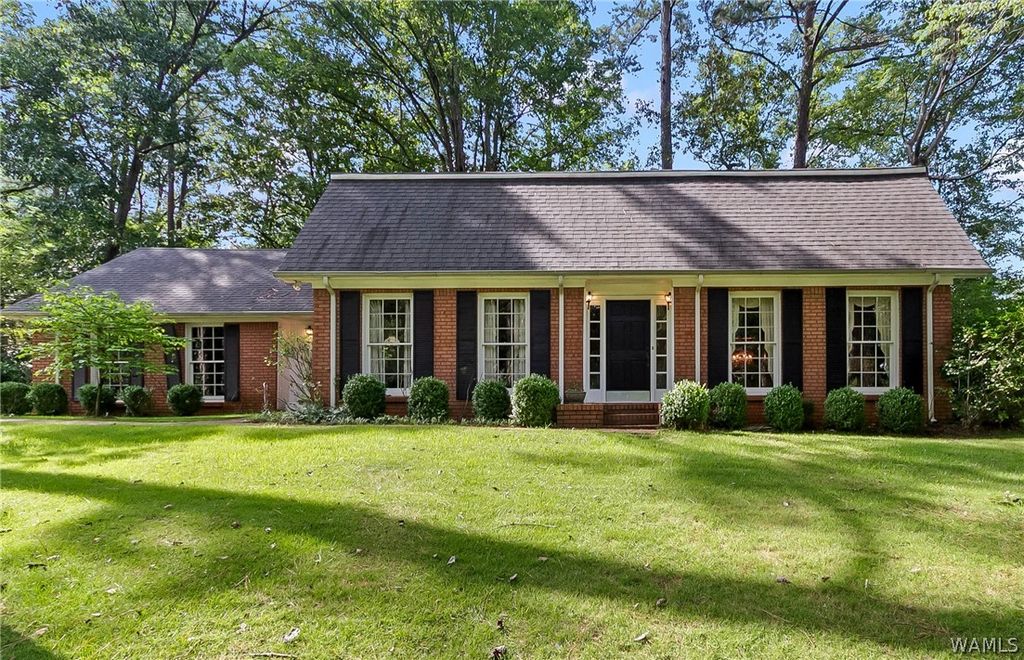 5502 Inverness, Northport, AL 35473