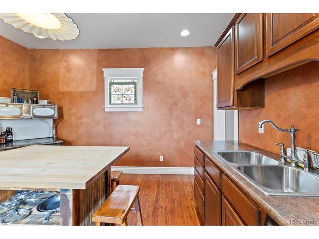 111 W 7th St, Leadville, CO 80461