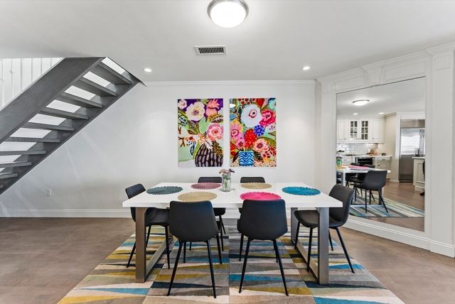 64 Cliffside Dr In Season, Plymouth, MA 02360