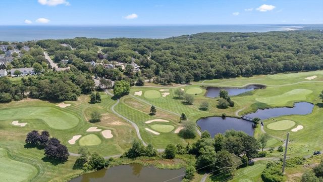 64 Cliffside Dr In Season, Plymouth, MA 02360