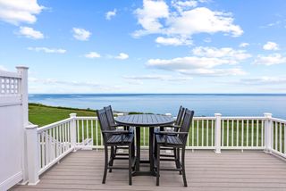 64 Cliffside Dr Off Season, Plymouth, MA 02360