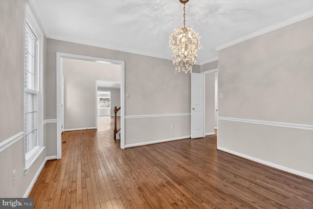 1302 CLAYBORNE HOUSE CT, Mclean, VA 22101