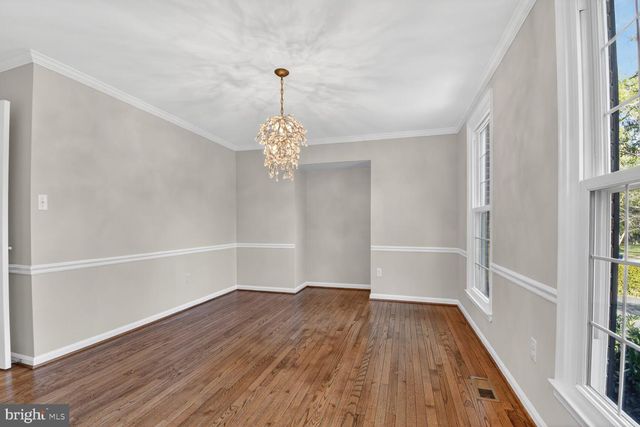 1302 CLAYBORNE HOUSE CT, Mclean, VA 22101