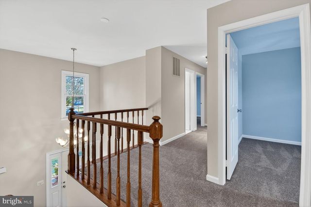 1302 CLAYBORNE HOUSE CT, Mclean, VA 22101