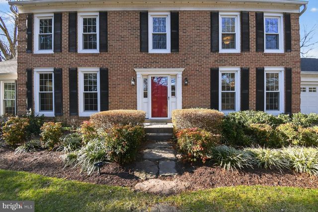 1302 CLAYBORNE HOUSE CT, Mclean, VA 22101