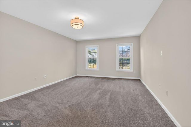 1302 CLAYBORNE HOUSE CT, Mclean, VA 22101