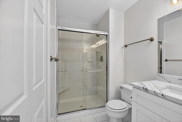 1302 CLAYBORNE HOUSE CT, Mclean, VA 22101