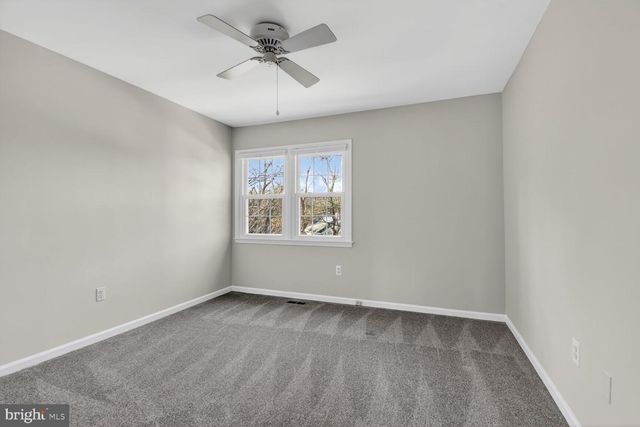 1302 CLAYBORNE HOUSE CT, Mclean, VA 22101