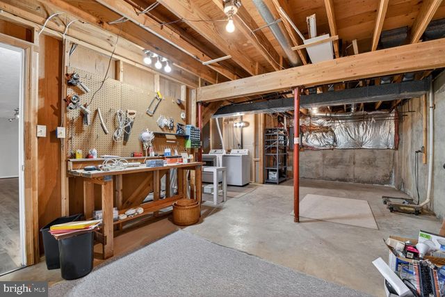 1302 CLAYBORNE HOUSE CT, Mclean, VA 22101