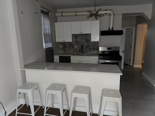 64 E 46th Street 1, Chicago, IL 60653
