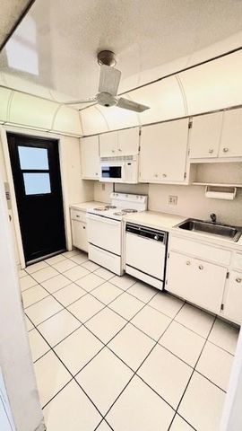 2601 NE 14th Street Causeway 142, Pompano Beach, FL 33062