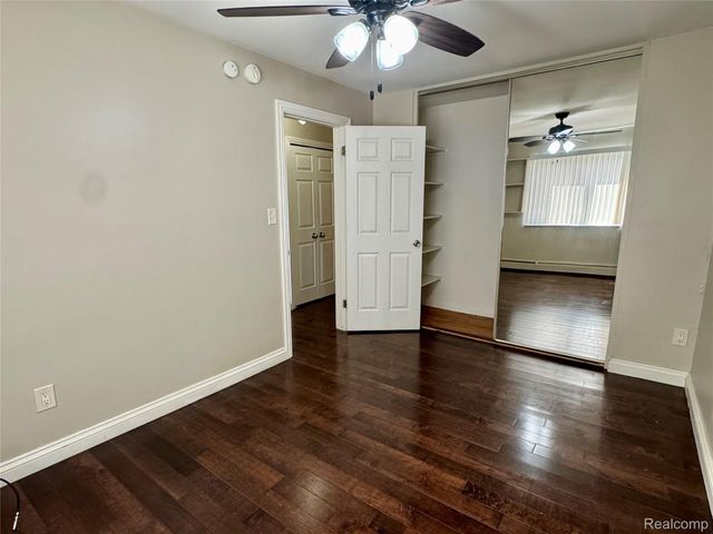 475 S ADAMS Road 5, Birmingham, MI 48009