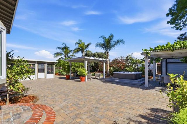 139 Belvue Drive, Los Gatos, CA 95032