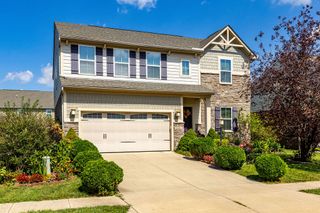 1686 Summit Creek Drive, Centerville, OH 45458