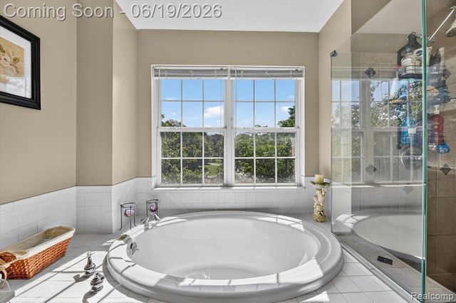 5900 Carter Court, Howell, MI 48843