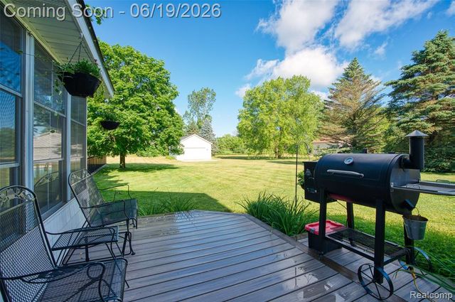 5900 Carter Court, Howell, MI 48843