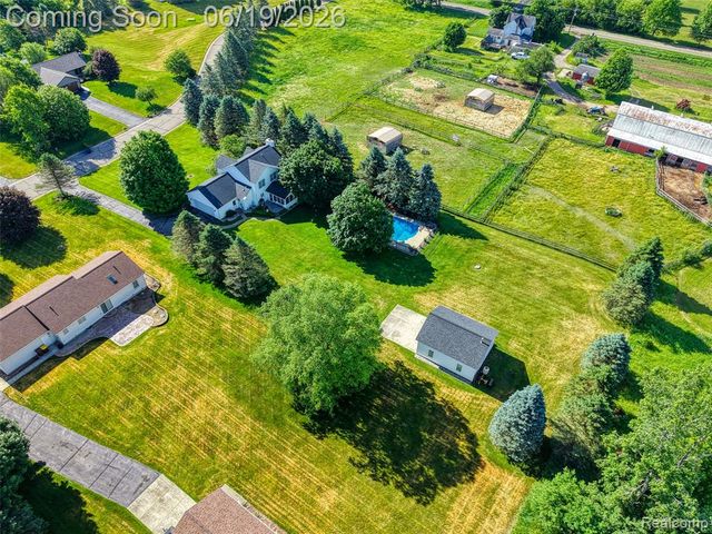 5900 Carter Court, Howell, MI 48843