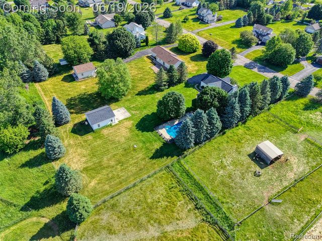 5900 Carter Court, Howell, MI 48843