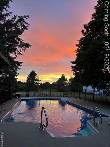 5900 Carter Court, Howell, MI 48843