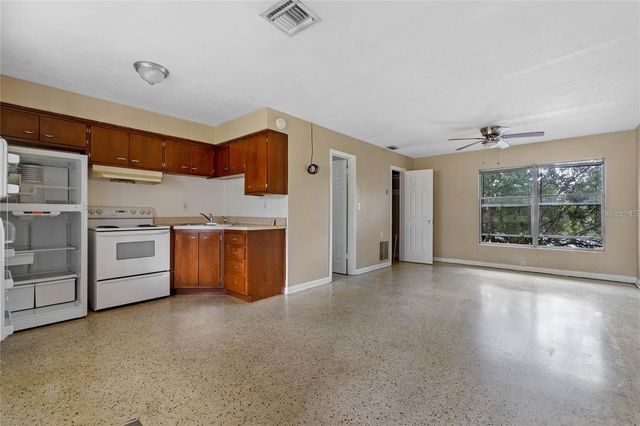 1925 S LAKEMONT AVENUE, Winter Park, FL 32792