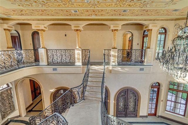 117 BELLAMERE PALMS COURT, Lutz, FL 33549