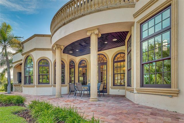 117 BELLAMERE PALMS COURT, Lutz, FL 33549