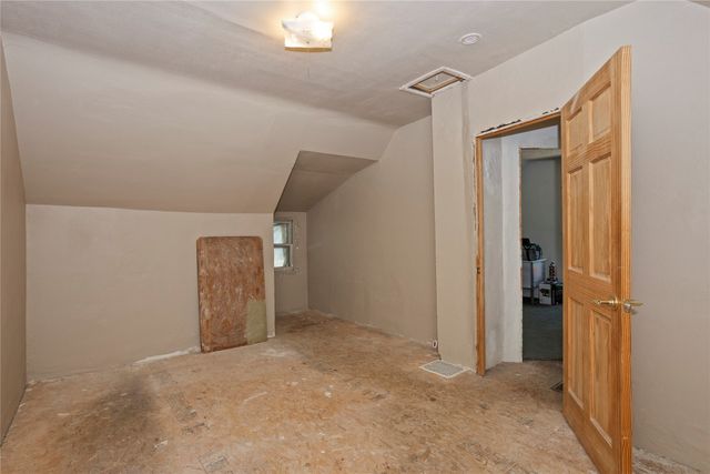 2732 Scott Avenue, Des Moines, IA 50317