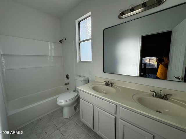 2655 S 158TH Drive, Goodyear, AZ 85338