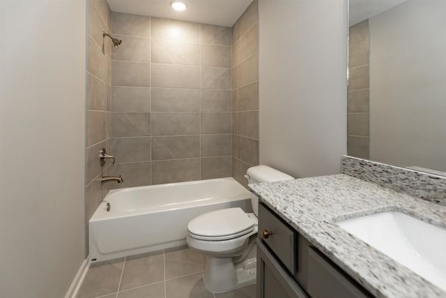 584 HOLDEN DR, Cordova, TN 38018