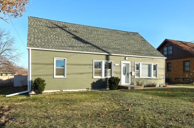 4119 70th Street, Urbandale, IA 50322