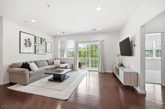 336 Pond Ln, Piscataway Twp., NJ 08854
