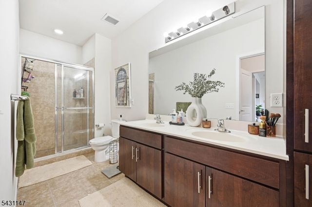 336 Pond Ln, Piscataway Twp., NJ 08854