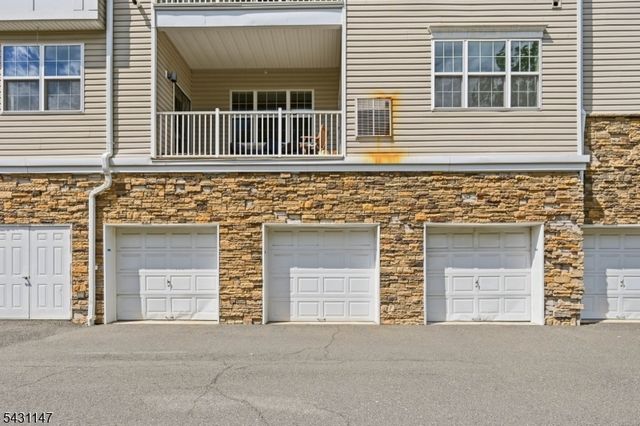 336 Pond Ln, Piscataway Twp., NJ 08854