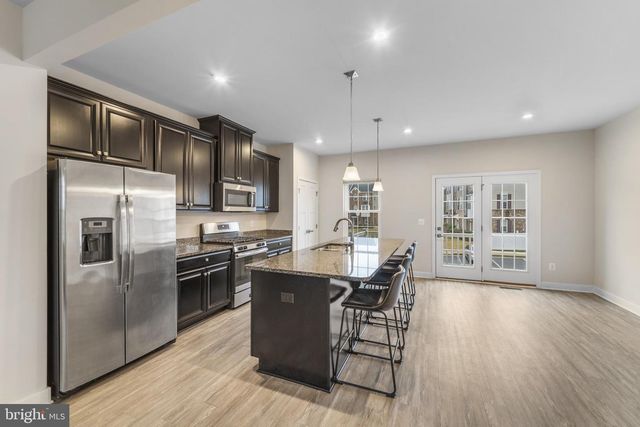 11338 WILLOW GREEN CIR, Manassas, VA 20109