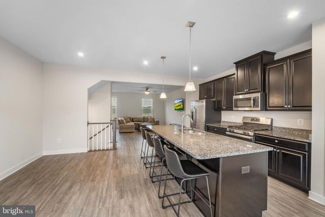 11338 WILLOW GREEN CIR, Manassas, VA 20109