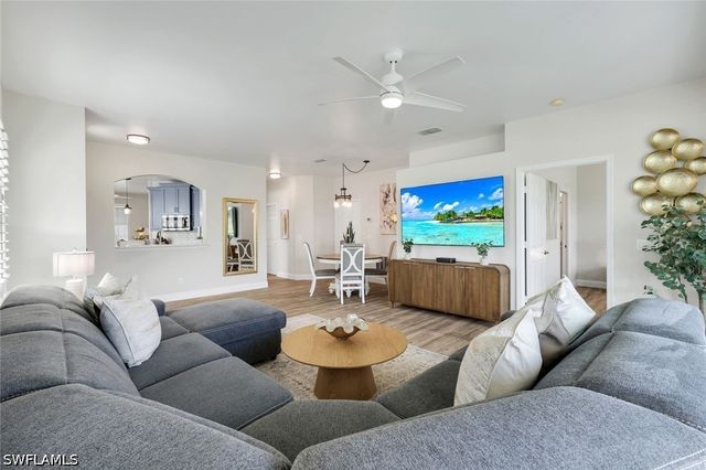 5936 Sand Wedge LN 1604, Naples, FL 34110