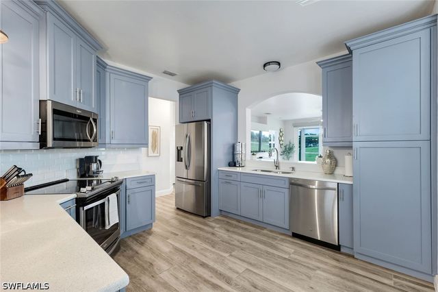 5936 Sand Wedge LN 1604, Naples, FL 34110