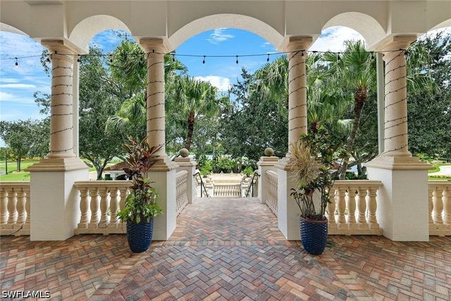 5936 Sand Wedge LN 1604, Naples, FL 34110