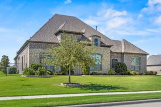 305 Toulouse Lane, Heath, TX 75032