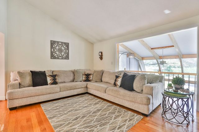 25 Indian Rock Dr, Saugus, MA 01906