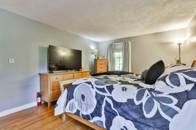 25 Indian Rock Dr, Saugus, MA 01906