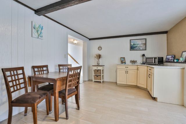 25 Indian Rock Dr, Saugus, MA 01906