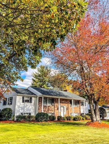 25 Indian Rock Dr, Saugus, MA 01906