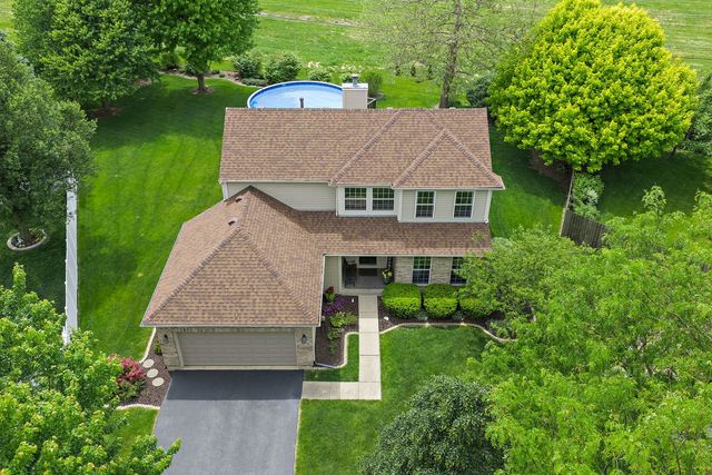 204 Dickens Trail, Elgin, IL 60120